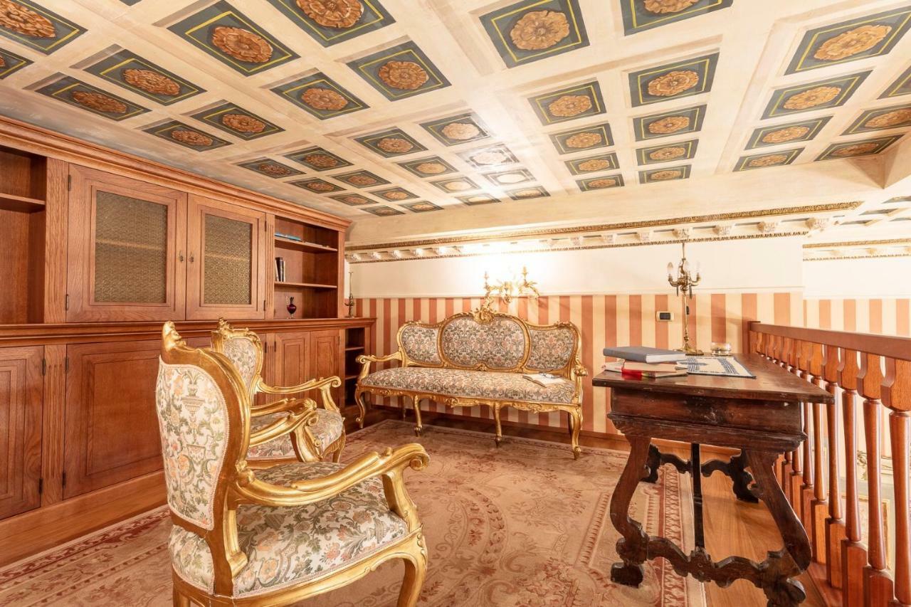 Hébergement de vacances Residenza Contessa Costanza *